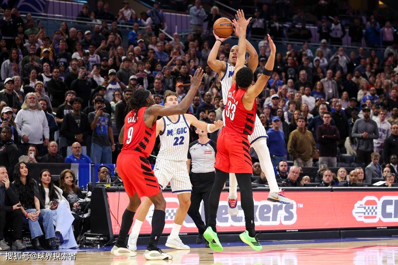 窗口期迈阿密热火绝杀压哨:NBA总决赛节点到来,态度坚定,轮换策略成焦点 窗口期迈阿密热火绝杀压哨:NBA总决赛节点到来,态度坚定,轮换策略成焦点