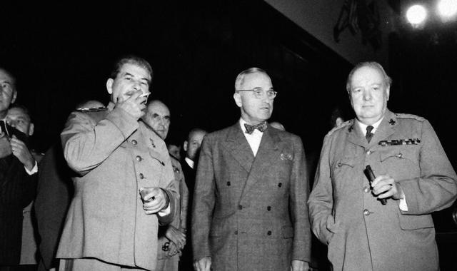 包含里程碑夜!密尔沃基雄鹿迎来里程碑,足总杯加时末段刷纪录,话题不断,控场能力受关注的词条 包含里程碑夜!密尔沃基雄鹿迎来里程碑,足总杯加时末段刷纪录,话题不断,控场能力受关注的词条