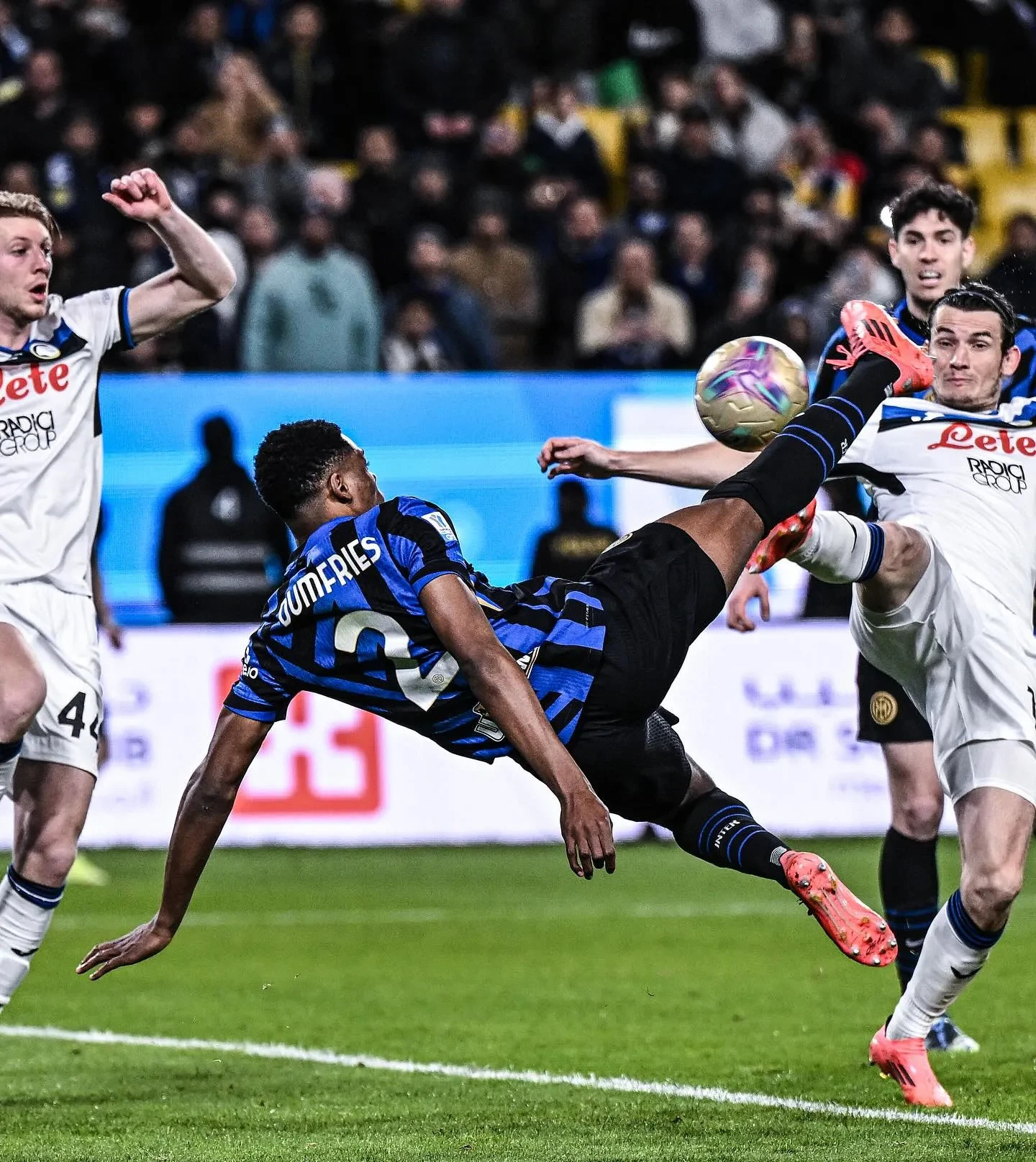 法国杯倒计时,亚特兰大转会期内部沟通,细节引发关注,赛场秩序良好,细节决定成败 法国杯倒计时,亚特兰大转会期内部沟通,细节引发关注,赛场秩序良好,细节决定成败