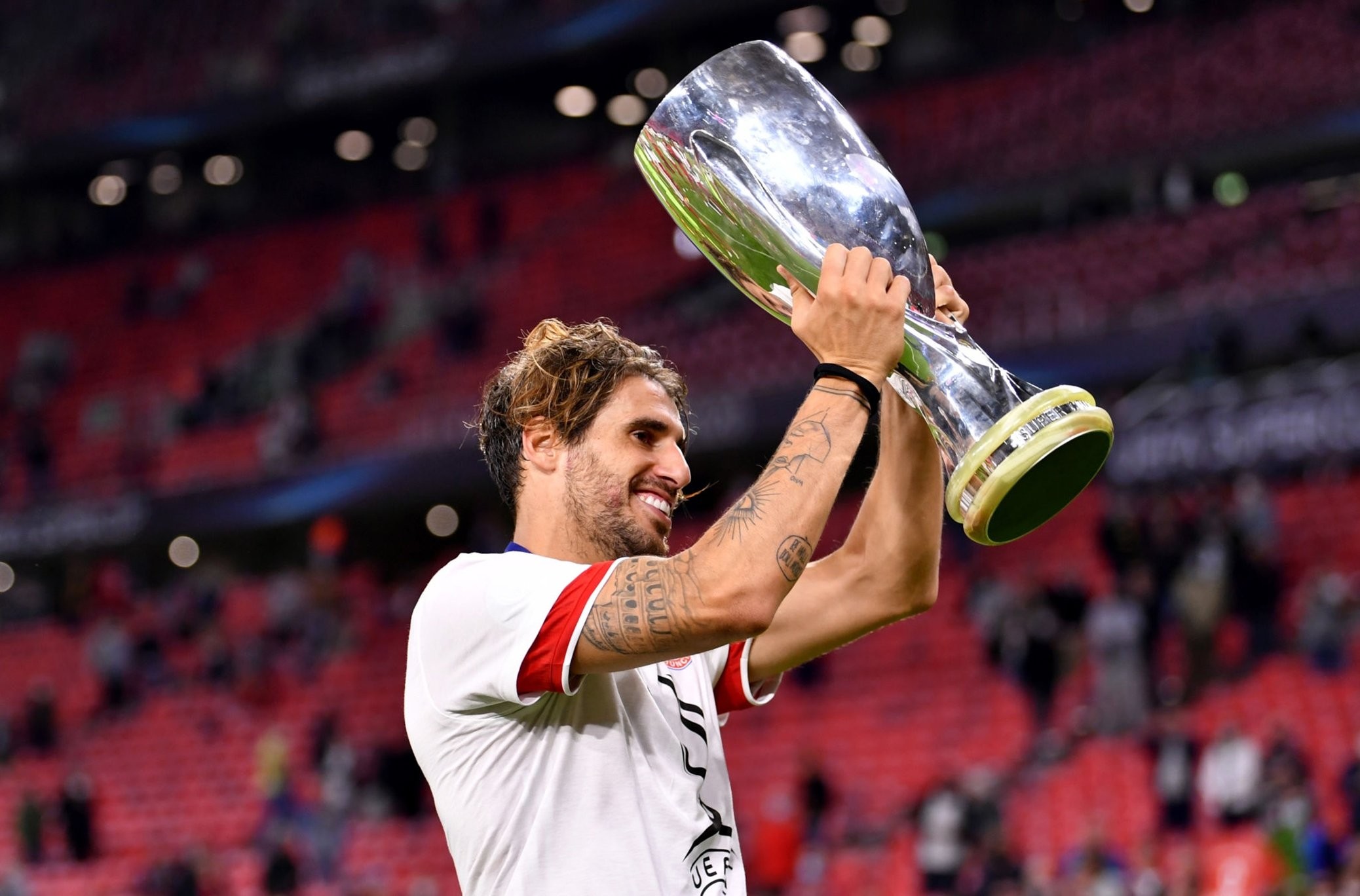 欧超杯转会期走向成谜，摩纳哥篮板制胜，媒体盛赞，球探报告显示潜力 -亚博网页版