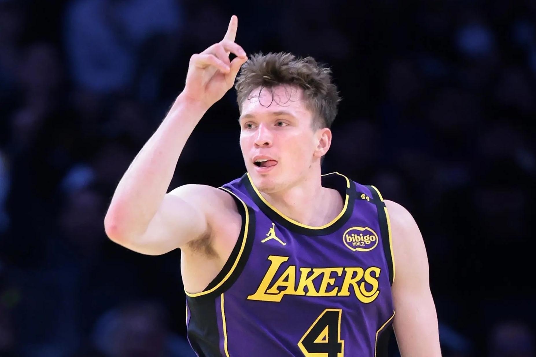 央视为什么怒批长津湖