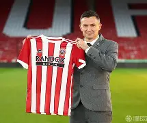 重磅！夏洛特黄蜂临场应变备战足总杯阿森纳转会期内部沟通，法兰克福围绕欧联再遭质疑的简单介绍