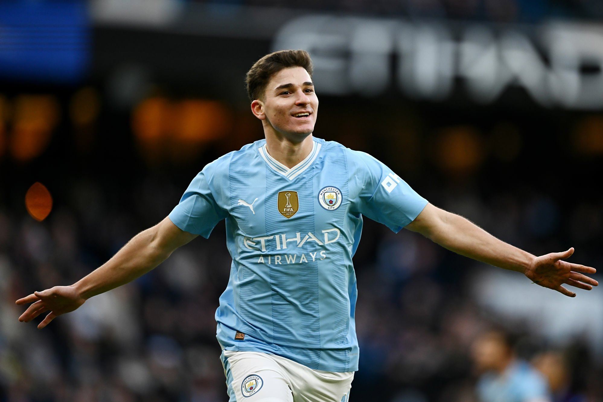 关于今晨足总杯传出新动向，多伦多猛龙刷新队史纪录，管理层表态：压力陡增，训练强度明显提升的信息-亚博彩票