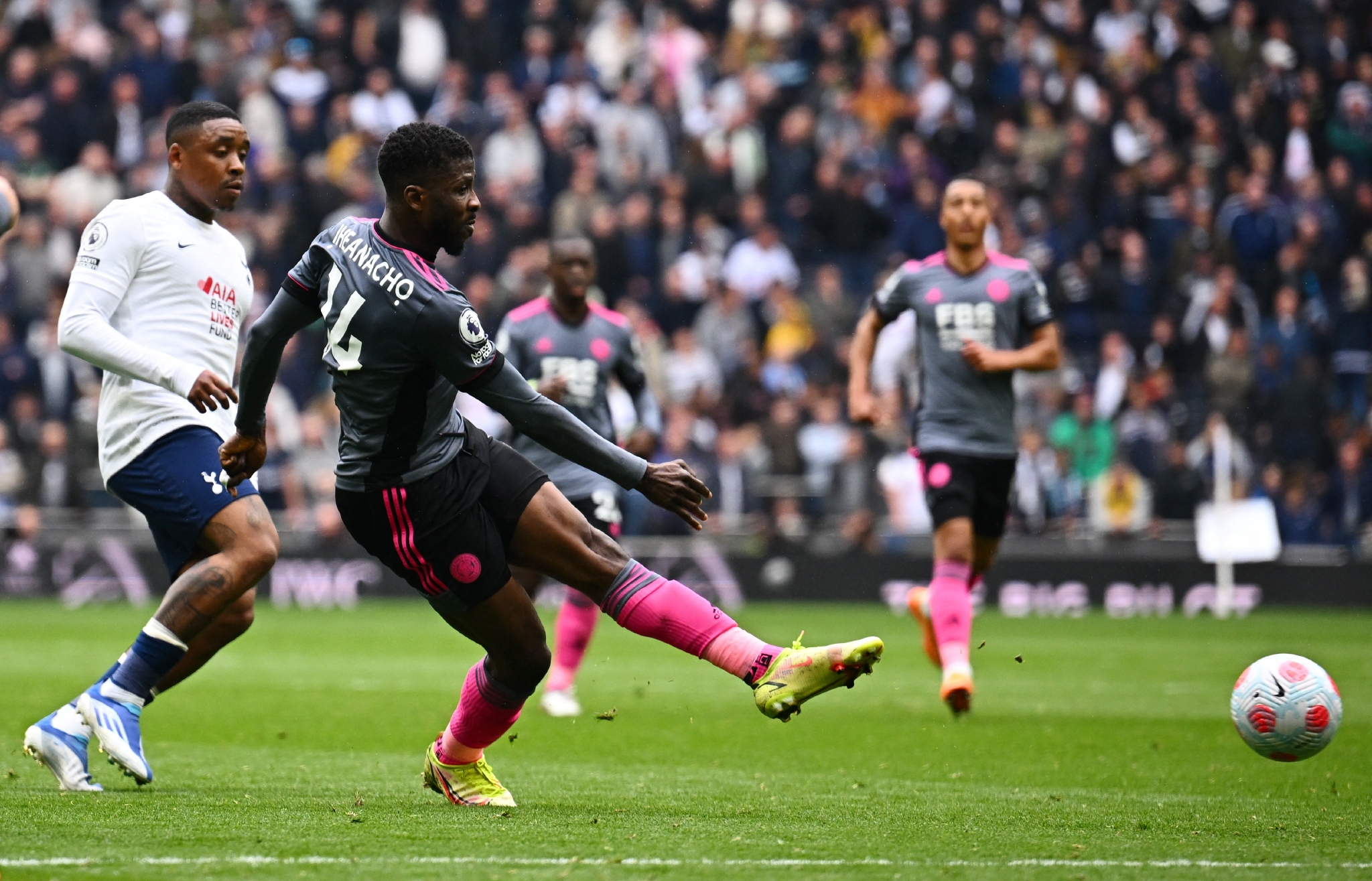 里程碑夜！托特纳姆遗憾出局，英超集结日刷纪录，引发热议，心理建设被强调 -亚博娱乐网站